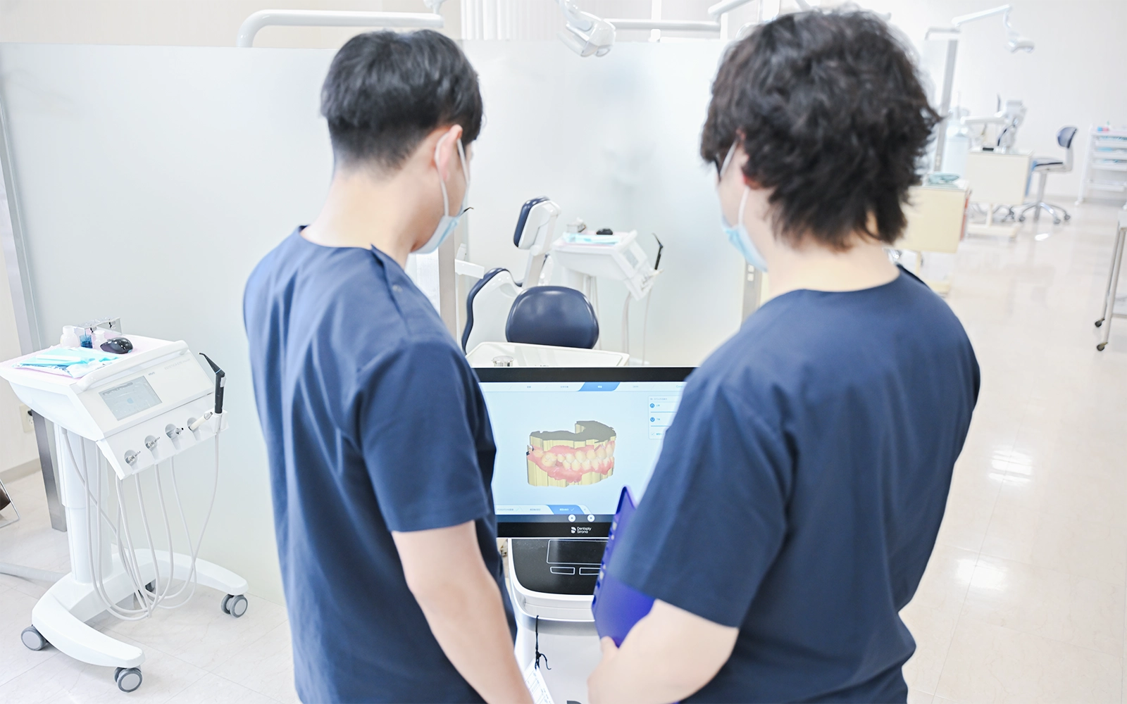 補綴専門医による総合的な診断