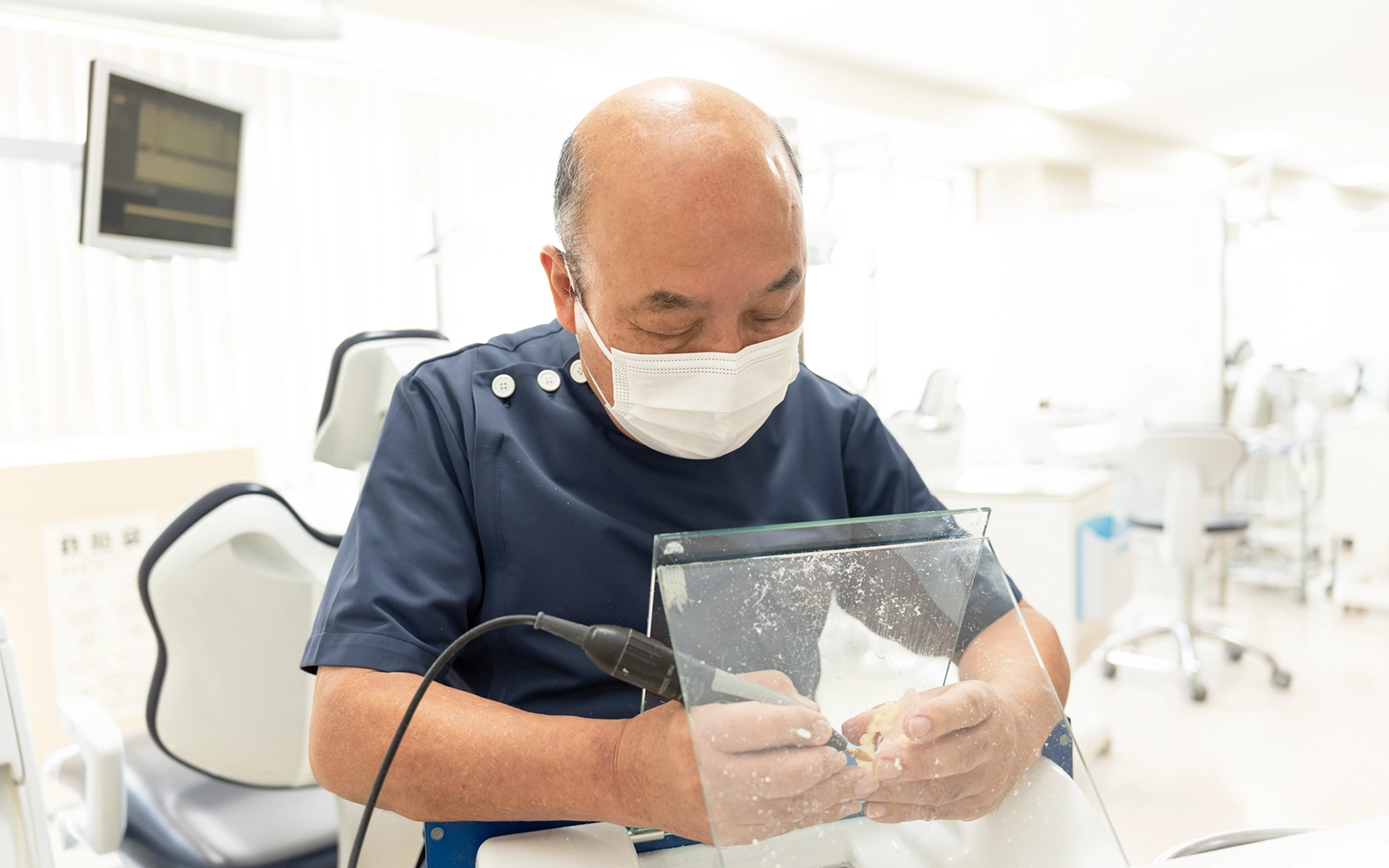 適合性：ミクロン単位の精密さが長期的成功を左右