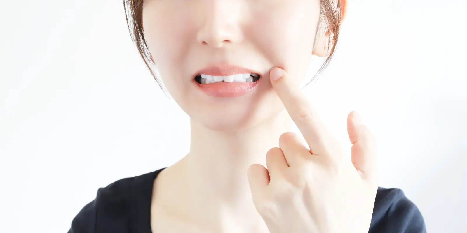 保険診療の口腔外科では解決できない問題が、なぜ生まれるのか