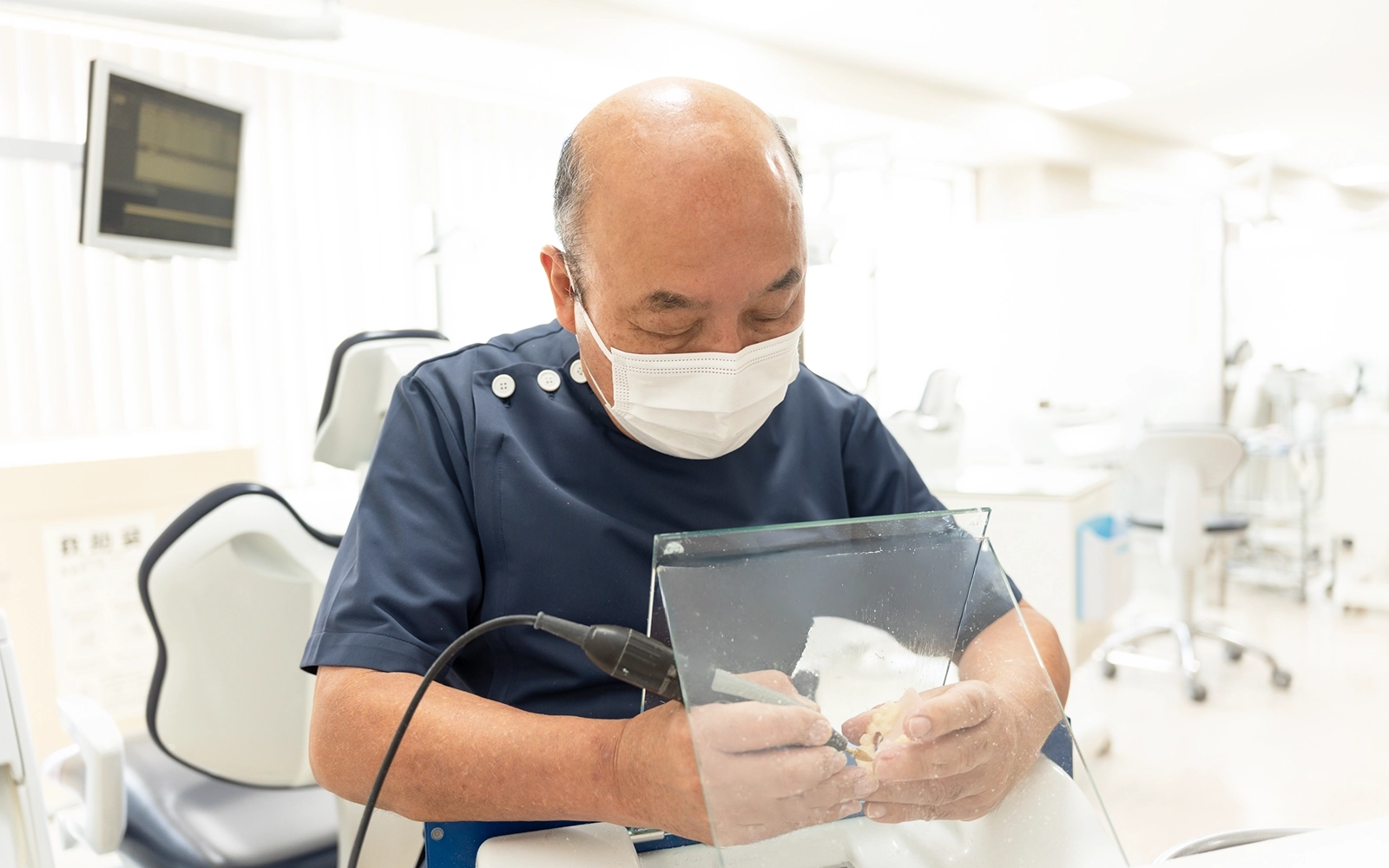 適合性：ミクロン単位の精密さが長期的成功を左右