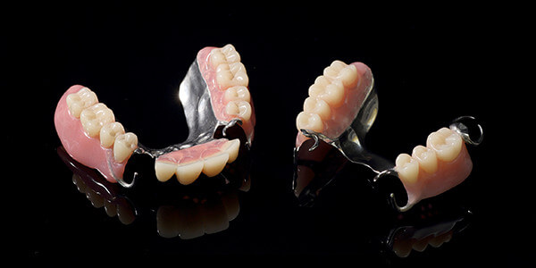 コバルトクロム義歯部分入れ歯